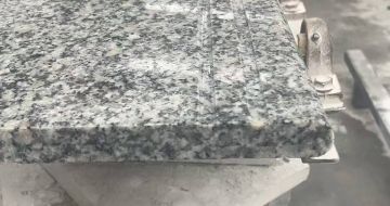 阳江芝麻白楼梯踏步 芙蓉白