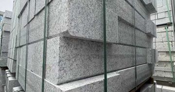 阳江芝麻白路牙石 马路牙子