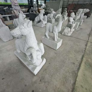 阳江芝麻白雕刻 十二生肖 异形雕刻