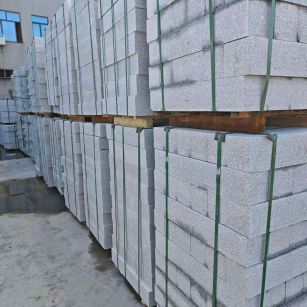 阳江芝麻白路牙石，路侧石