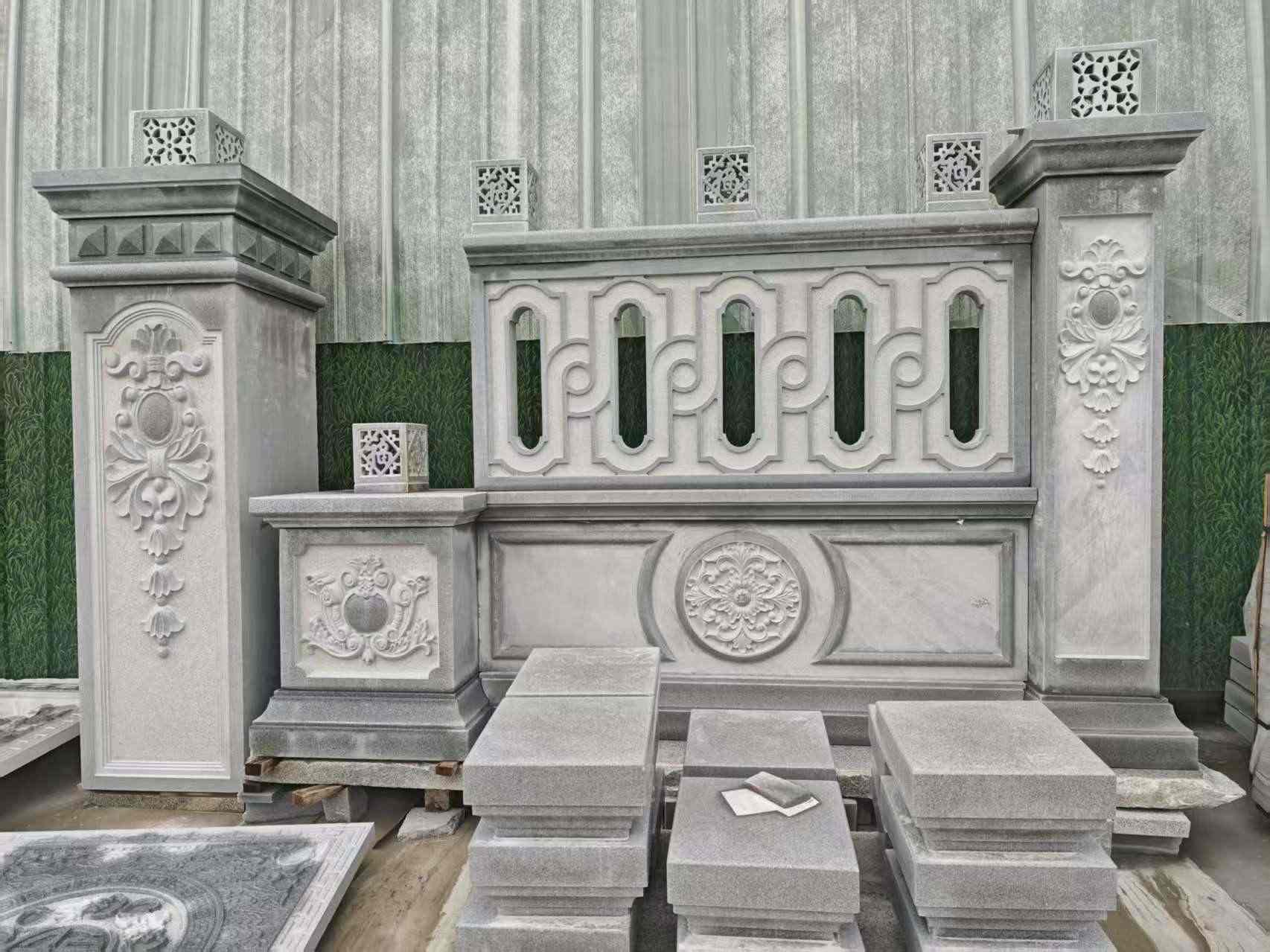 阳江芝麻灰异形别墅门头